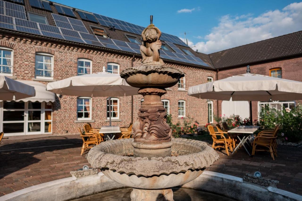 Landhotel Classhof Willich Exterior foto